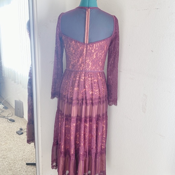 MAROON BERRY TADASHI SHOJI LACE CORSET MIDI DRESS SZ 6 - Picture 13 of 15